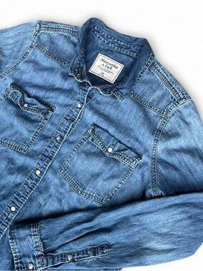 Abercrombie & Fitch Light Blue Denim Pearl Snap Western Shirt
